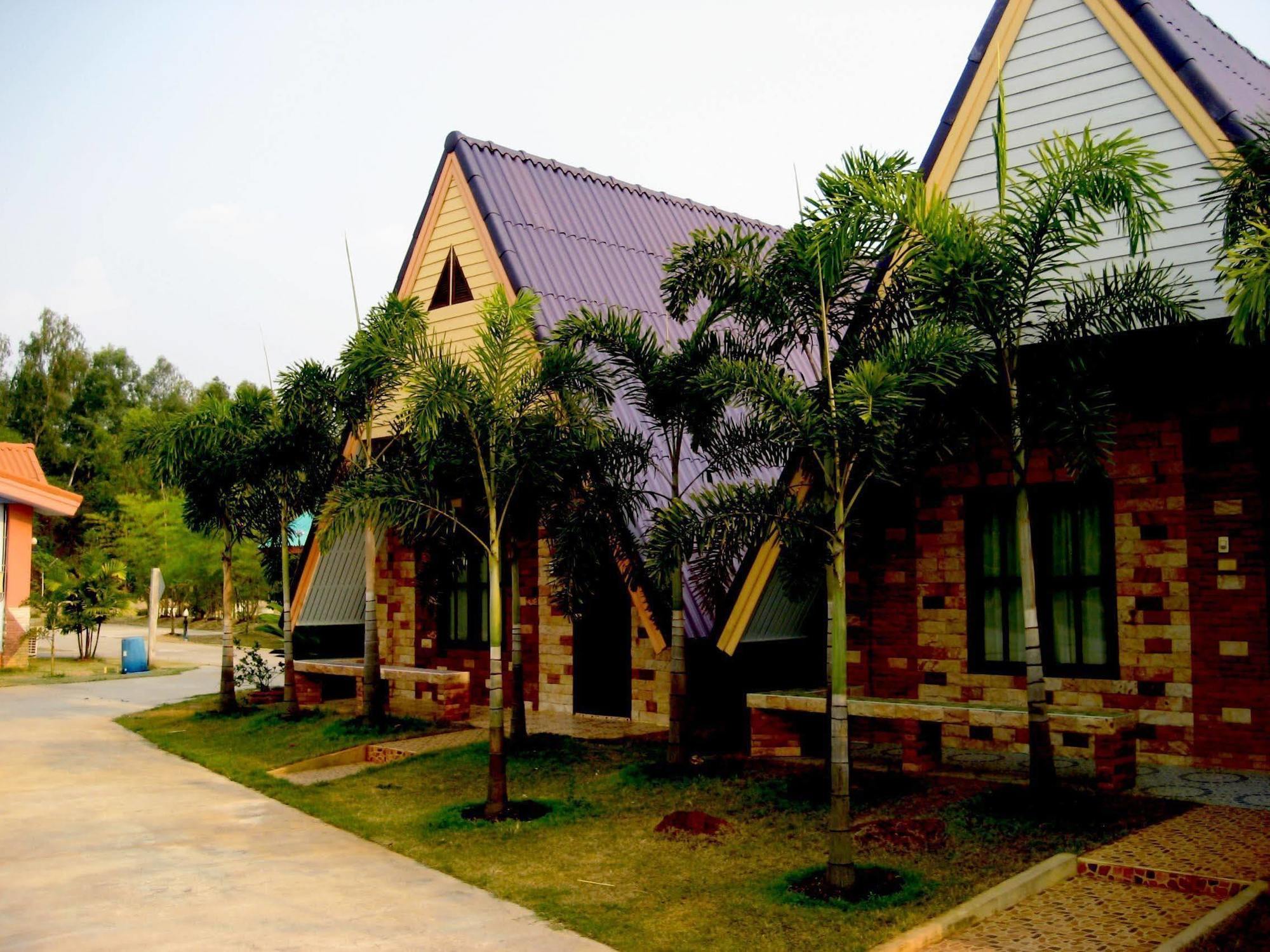 Hiso Resort Udon Thani Ngoại thất bức ảnh